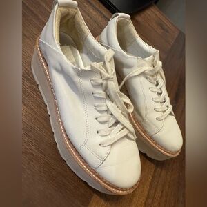 Dolce Vita Cream Leather Platform Lace-Up Sneakers
